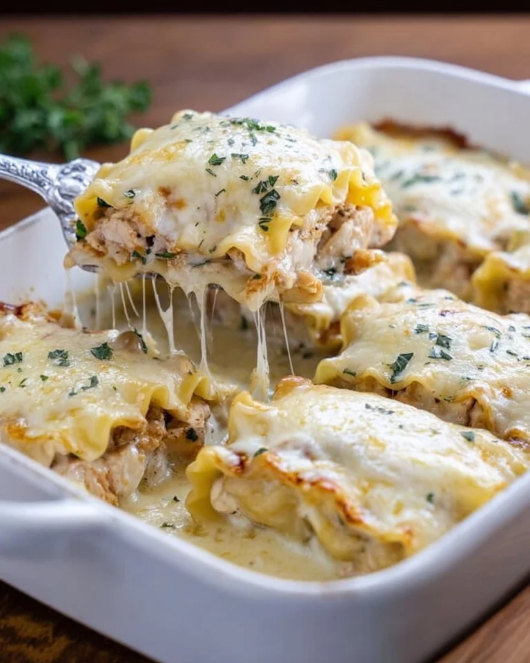 French-Onion-Chicken-Lasagna-Rollups