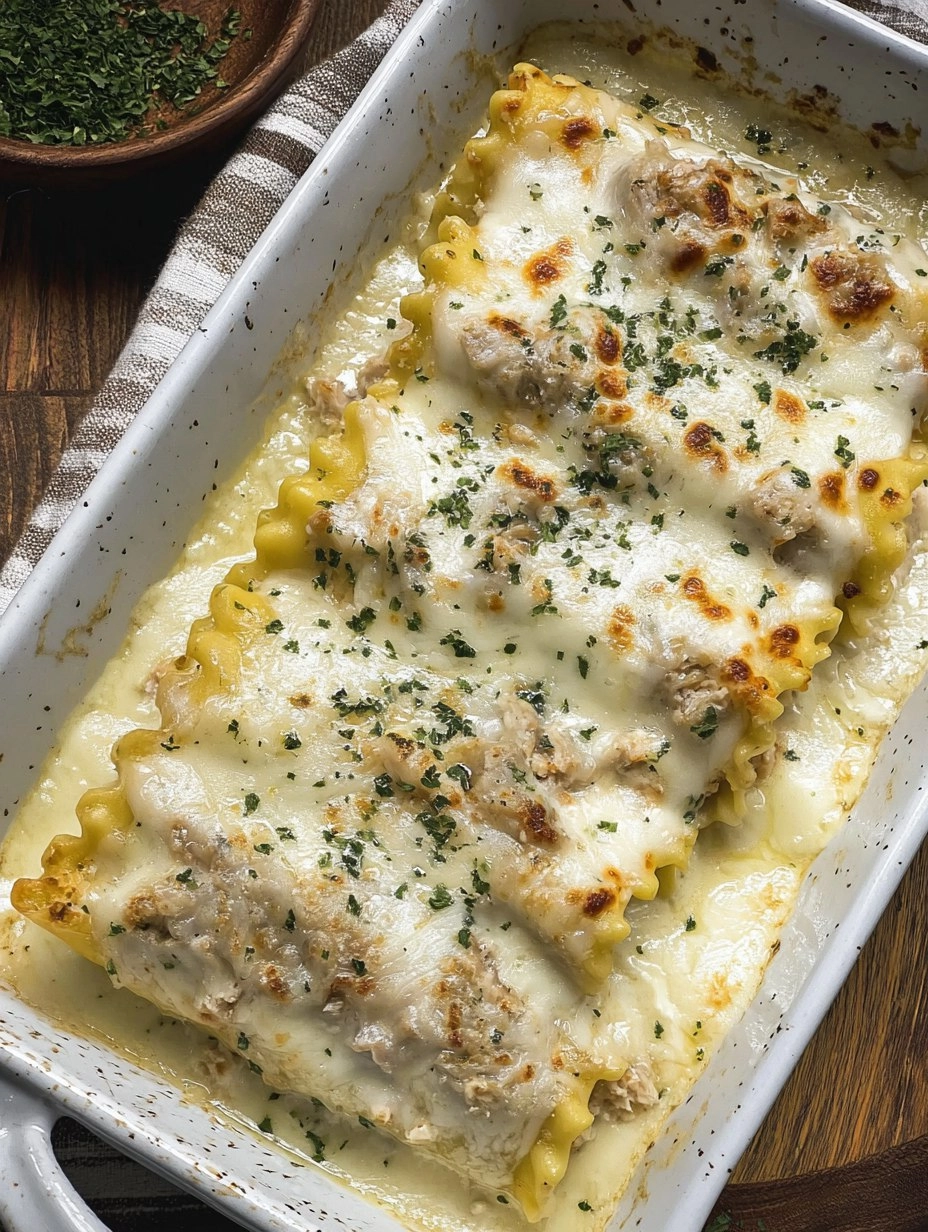 French Onion Chicken Lasagna Rollups