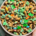 Leprechaun-Snack-Mix-Sweet-Salty-St.-Patricks-Party-Mix-Recipe