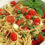Tomato and Mozzarella Pasta (Pasta alla Checca) 86 Tomato-and-Mozzarella-Pasta-Pasta-alla-Checca-Recipe