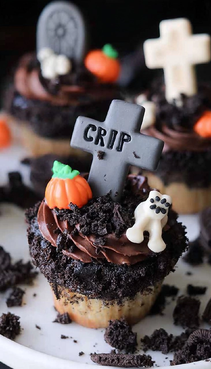Graveyard Cupcakes 110 Graveyard Cupcakes